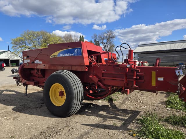 Image of New Holland BC5070 equipment image 4