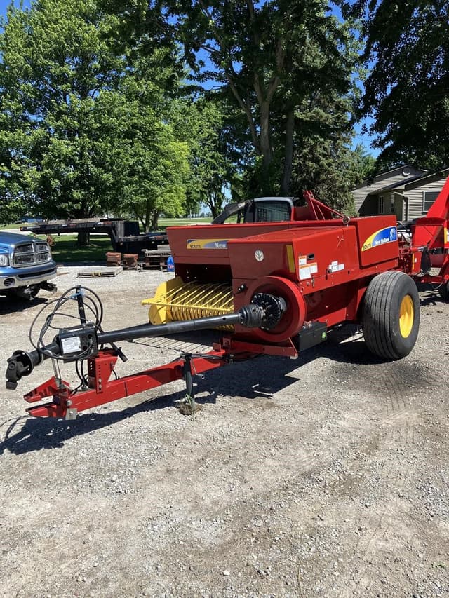 Image of New Holland BC5070 equipment image 1