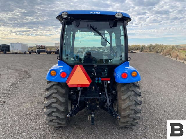 Image of New Holland Boomer 40 equipment image 3