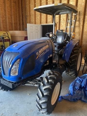 Image of New Holland Boomer 55 equipment image 3