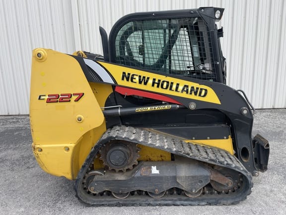 2019 New Holland C227 Equipment Image0