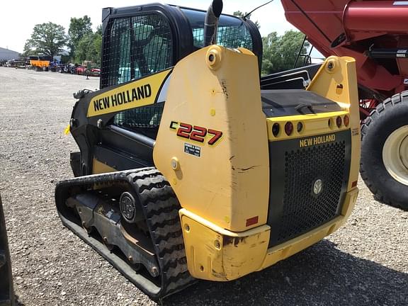 Image of New Holland C227 equipment image 2