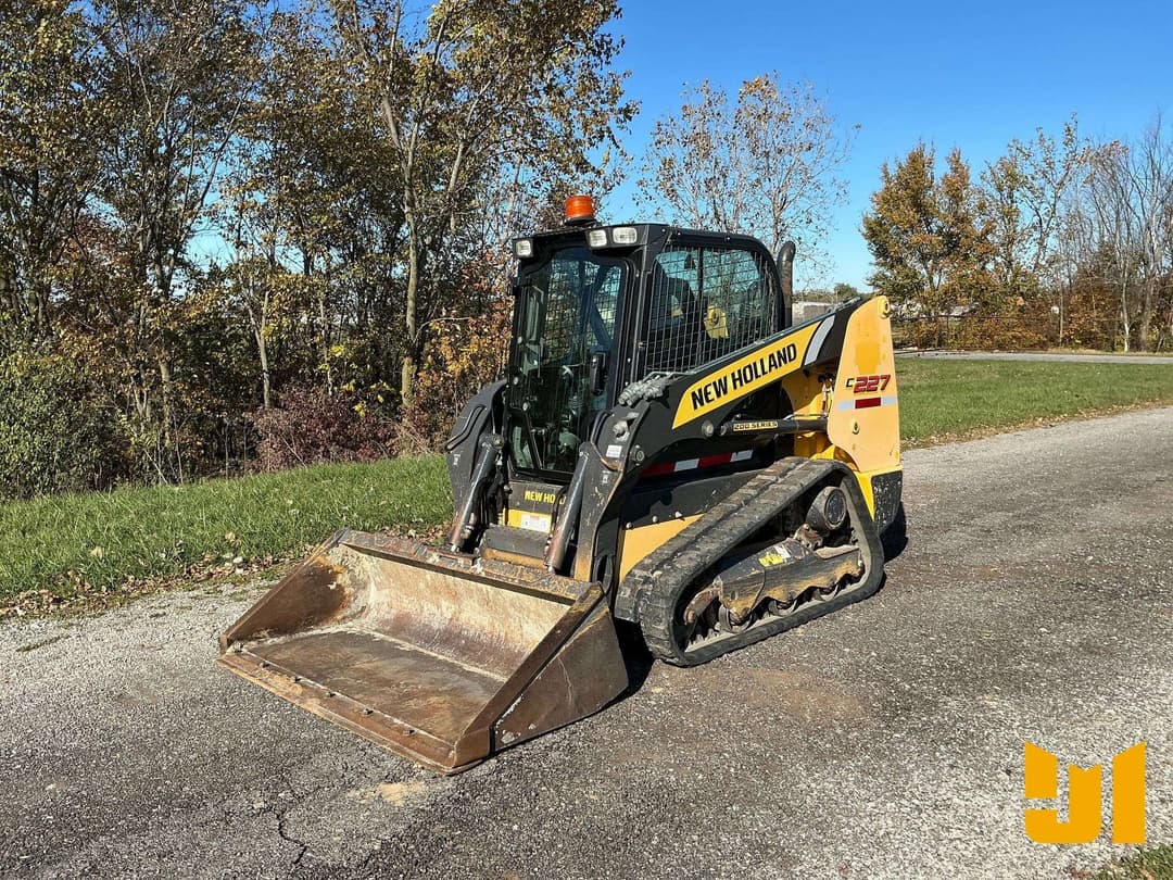 Image of New Holland C227 Primary image