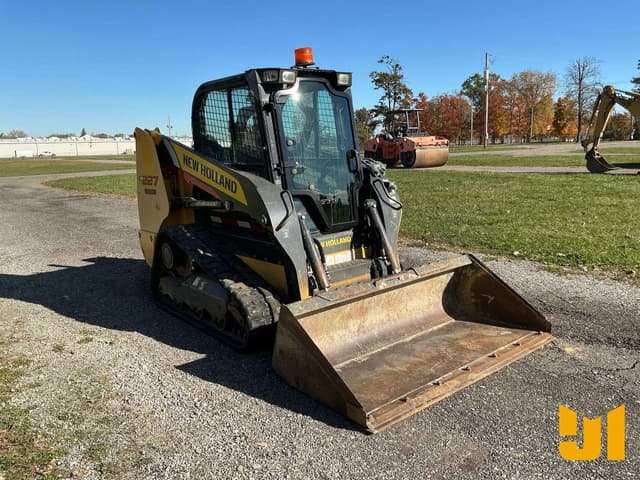 Image of New Holland C227 equipment image 2