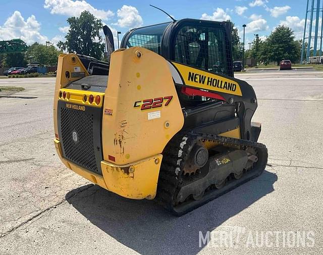 Image of New Holland C227 equipment image 4