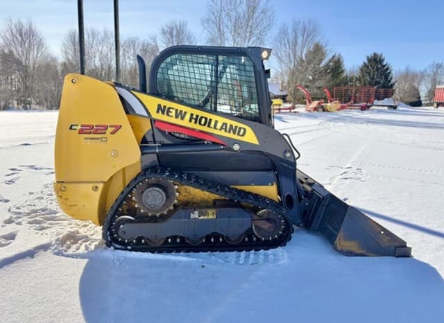 Image of New Holland C227 equipment image 4