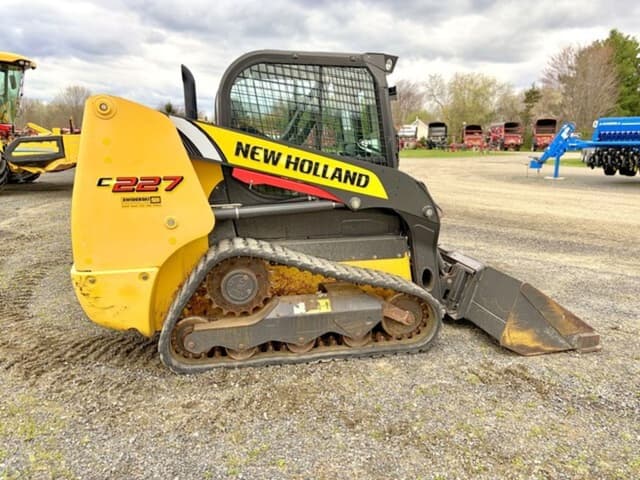 Image of New Holland C227 equipment image 2