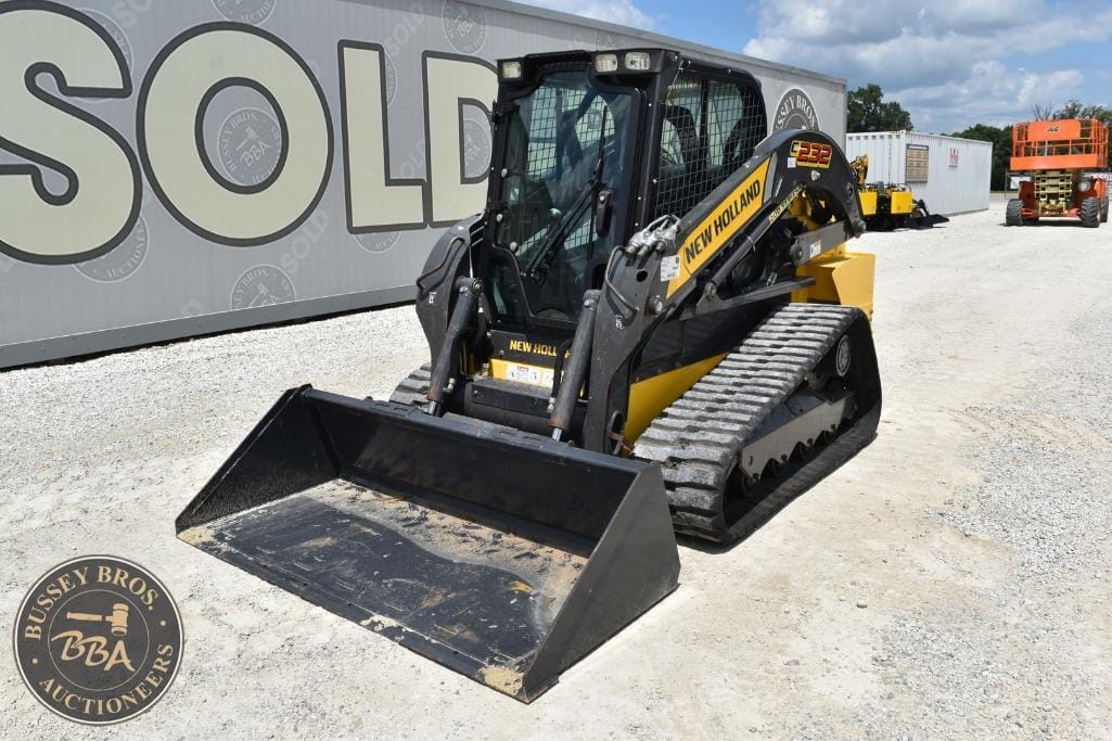 2019 New Holland C232 Equipment Image0