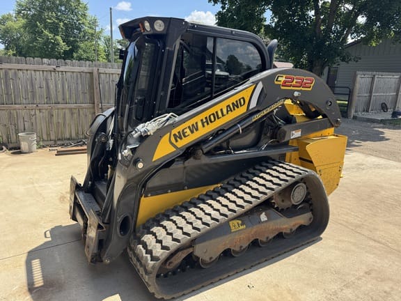 2019 New Holland C232 Equipment Image0