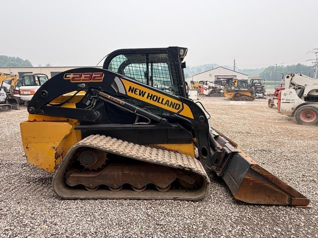 Image of New Holland C232 equipment image 4
