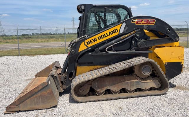 Image of New Holland C232 equipment image 1