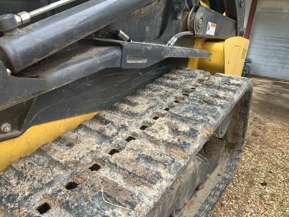 Image of New Holland C245 equipment image 4