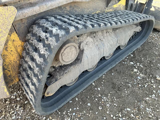 Image of New Holland C245 equipment image 4