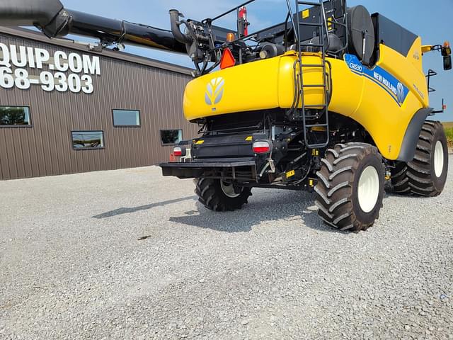 Image of New Holland CR6.90 equipment image 4