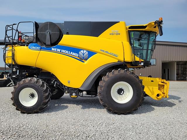 Image of New Holland CR6.90 equipment image 3