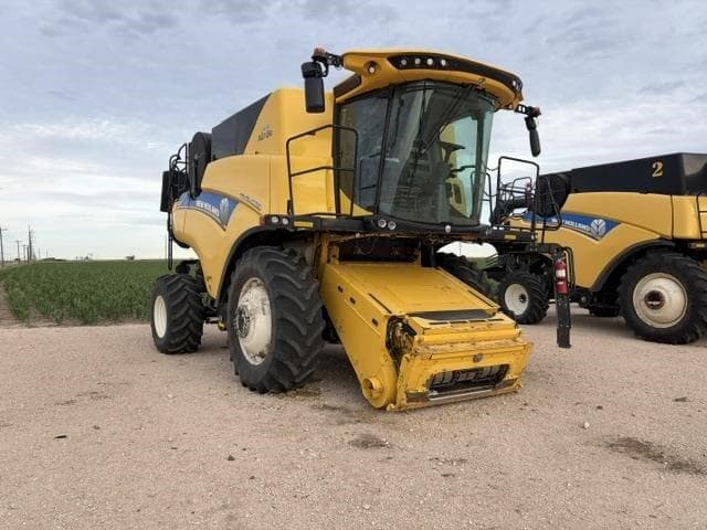 Image of New Holland CR8.90 equipment image 1
