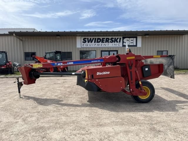 Image of New Holland 210 equipment image 1