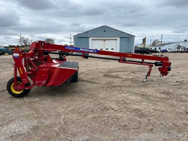 Image of New Holland 313 equipment image 3