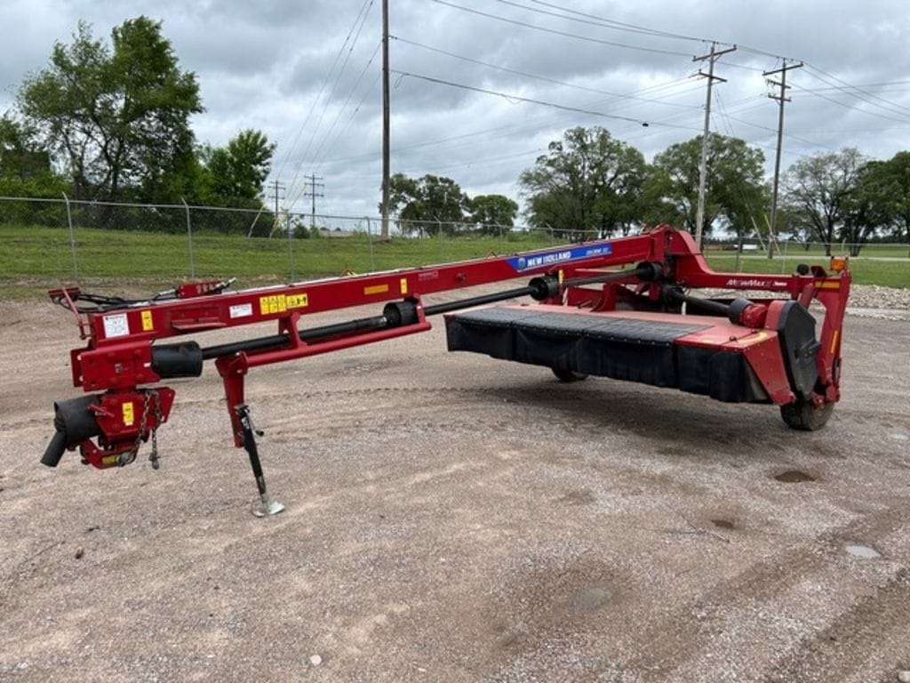 2019 New Holland 313 Equipment Image0