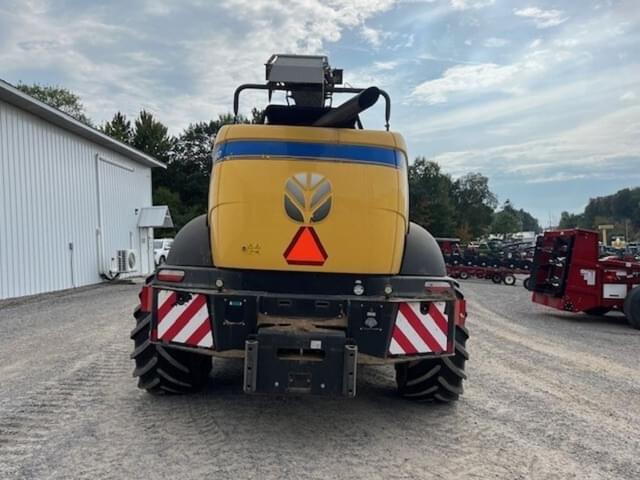 Image of New Holland FR550 equipment image 3