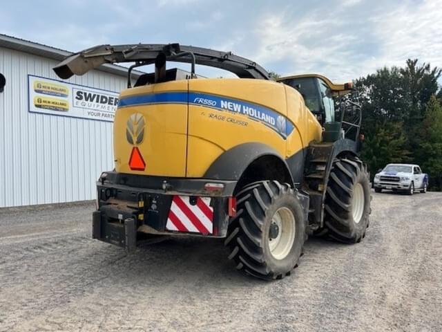 Image of New Holland FR550 equipment image 2