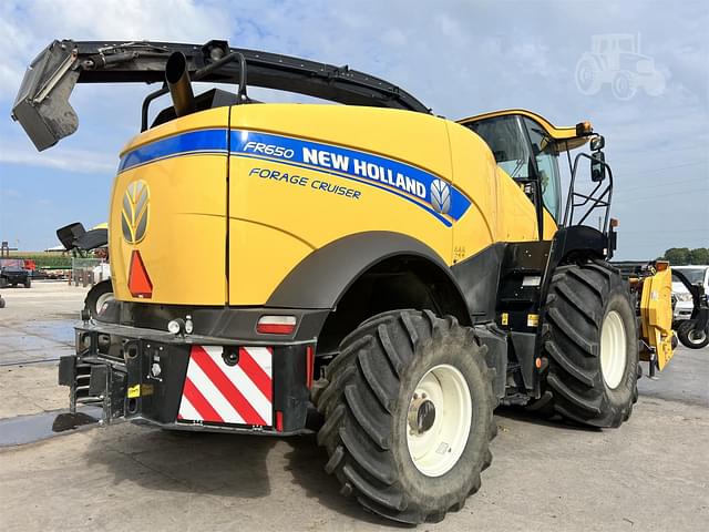 Image of New Holland FR650 equipment image 1