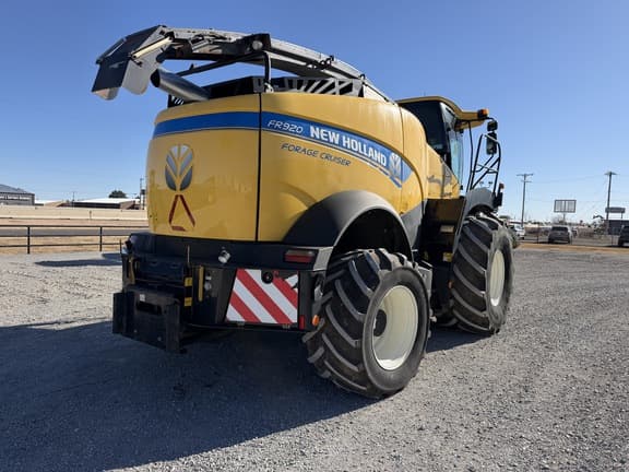 Image of New Holland FR920 equipment image 4