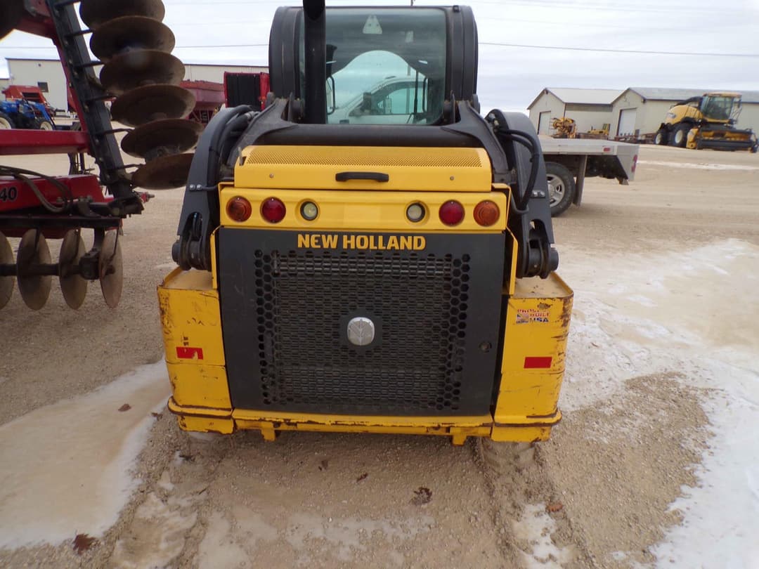 Image of New Holland L218 Image 1