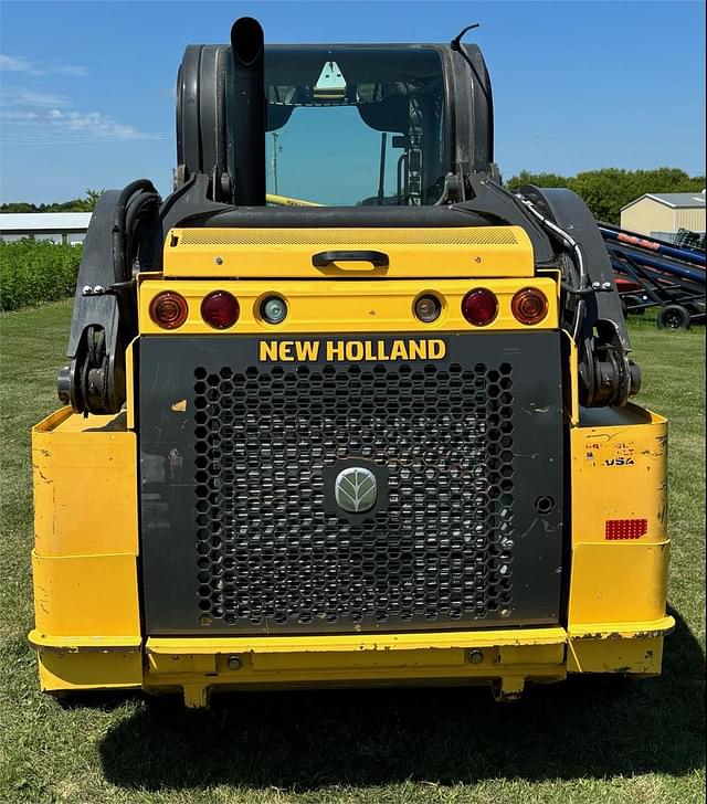 Image of New Holland L218 equipment image 3