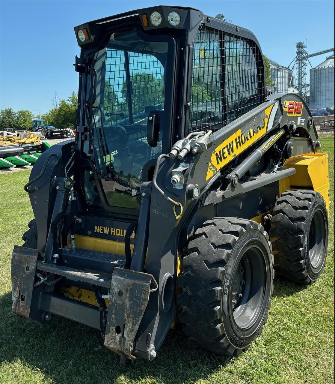 2019 New Holland L218 Equipment Image0