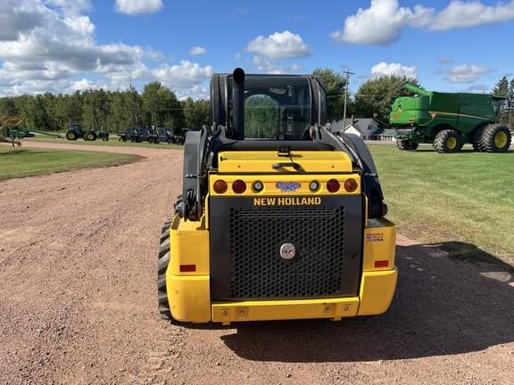 Image of New Holland L220 equipment image 2