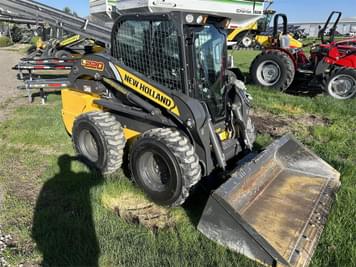 Main image New Holland L220