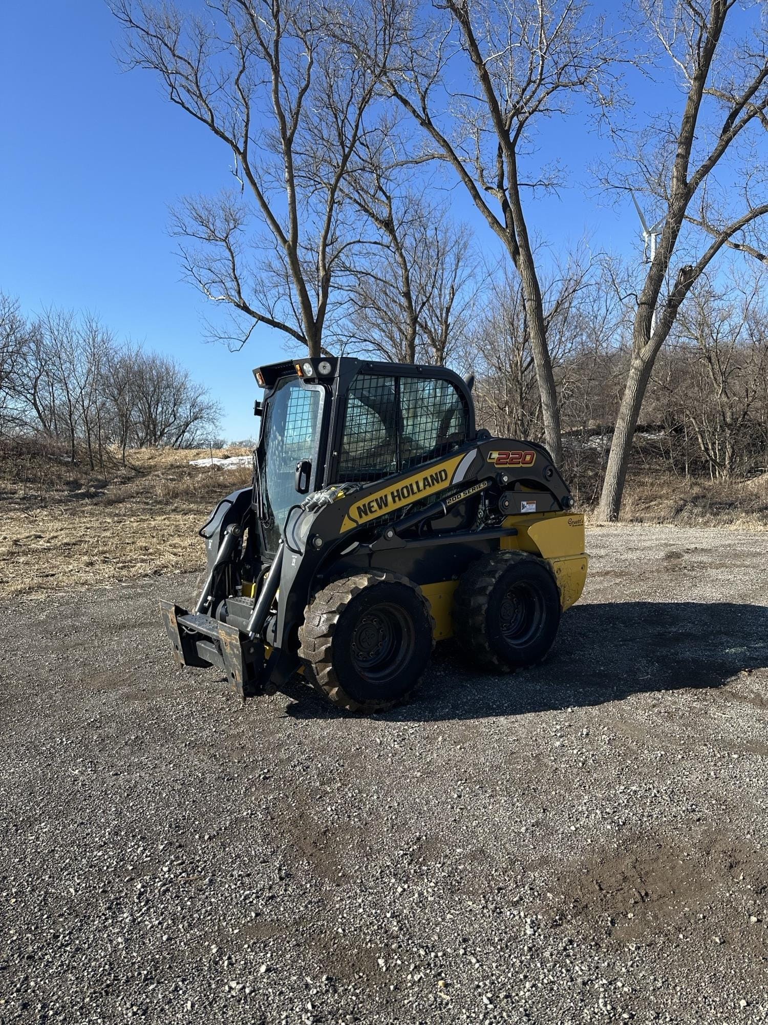 2019 New Holland L220 Equipment Image0