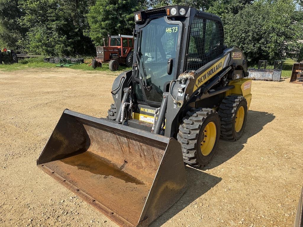 Image of New Holland L220 Primary image