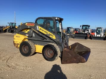 Main image New Holland L228