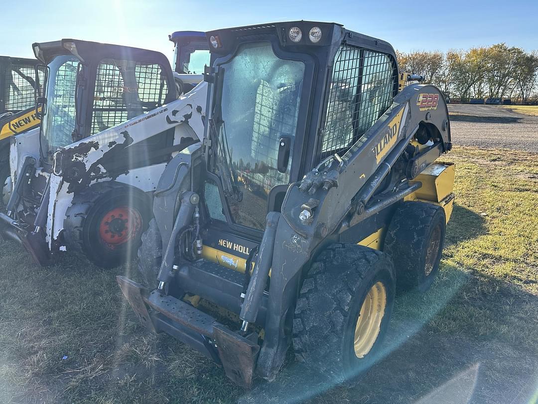 Image of New Holland L228 Primary image