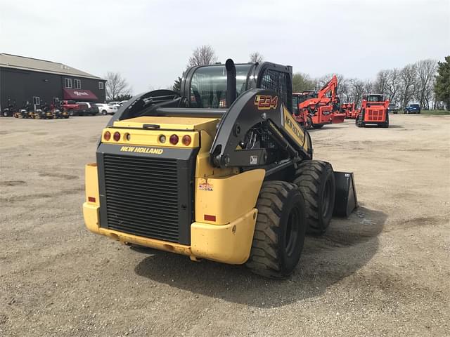 Image of New Holland L234 equipment image 3