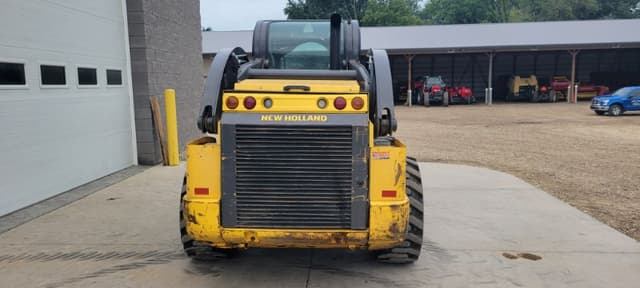 Image of New Holland L234 equipment image 2