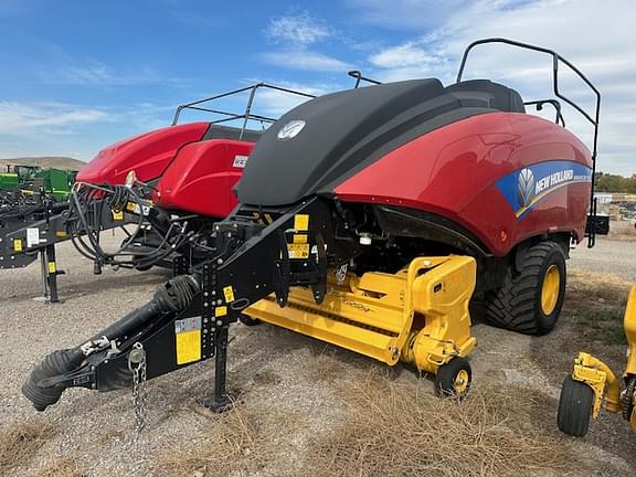 Image of New Holland Big Baler 330 Plus equipment image 1