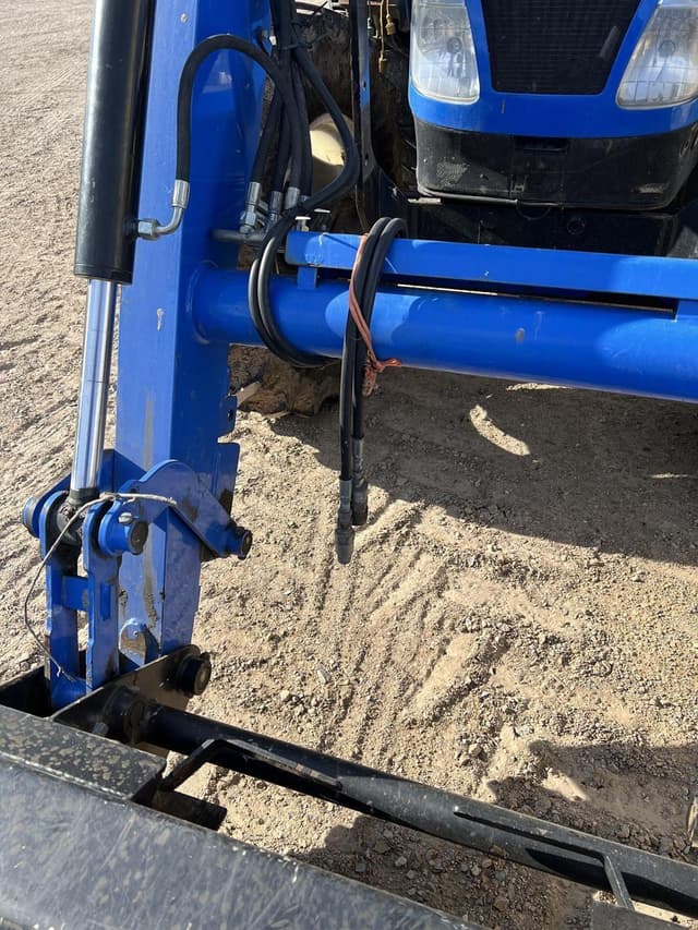 Image of New Holland PowerStar 110 equipment image 2