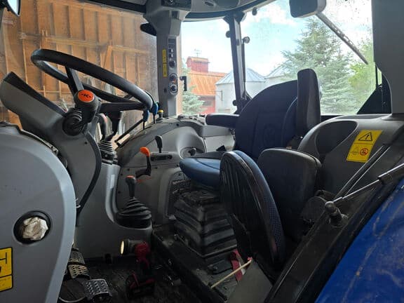 Image of New Holland PowerStar 110 equipment image 3