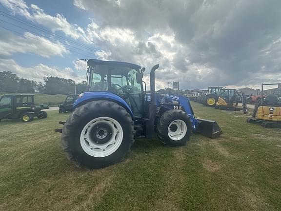 Image of New Holland PowerStar 120 equipment image 2