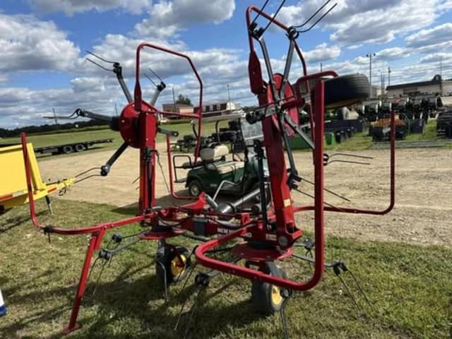Image of New Holland ProTed 3417 equipment image 2