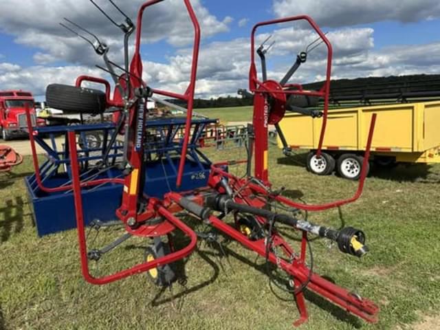 Image of New Holland ProTed 3417 equipment image 1