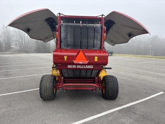 Image of New Holland RB450 CropCutter equipment image 3