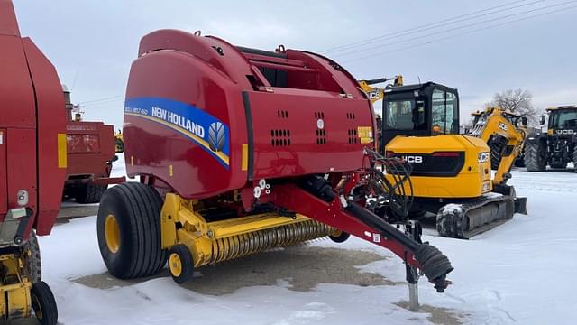 Image of New Holland RB460 equipment image 2