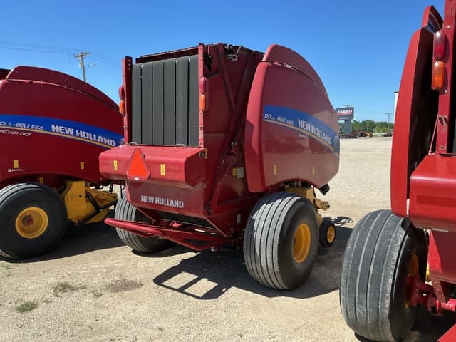 Image of New Holland RB460 equipment image 4
