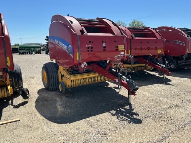 Image of New Holland RB460 equipment image 1