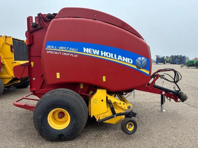 Image of New Holland RB560 equipment image 3