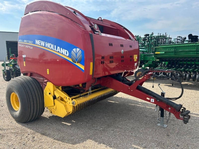 2019 New Holland RB560 Specialty Crop Plus Equipment Image0